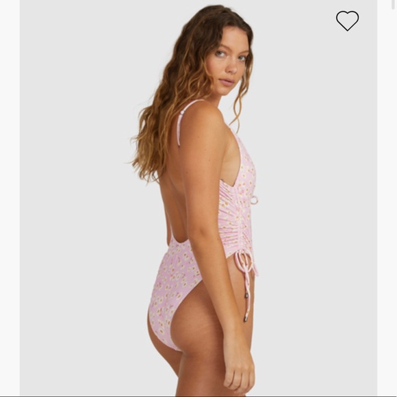 NWT Billabong tan lines daisy craze Eden one piece swimsuit . Color pink floral - Picture 8 of 10
